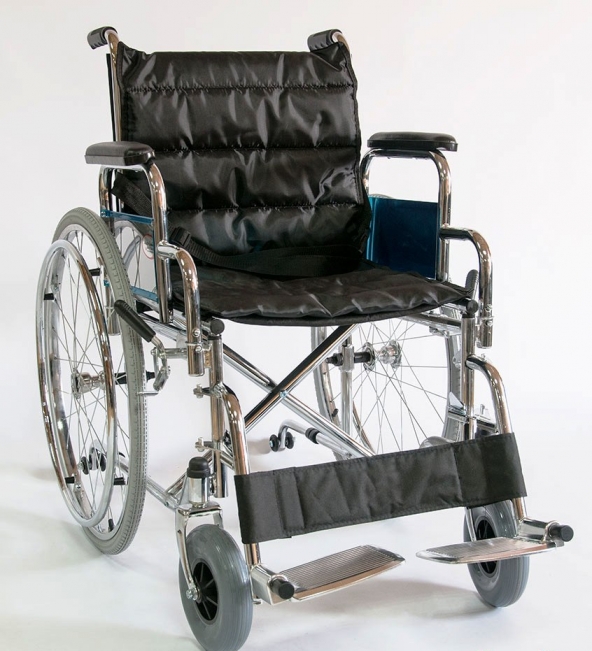 Кресло-коляска механическая инвалидная FS902С